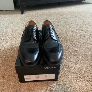 Men’s Korbel Black lace up.